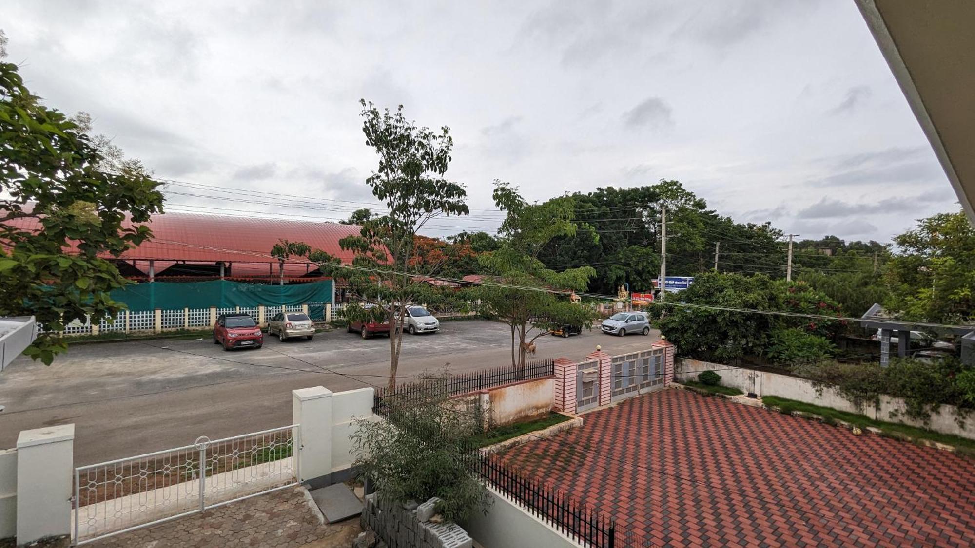 Вилла Jalaprabha House Manipala Удипи Экстерьер фото